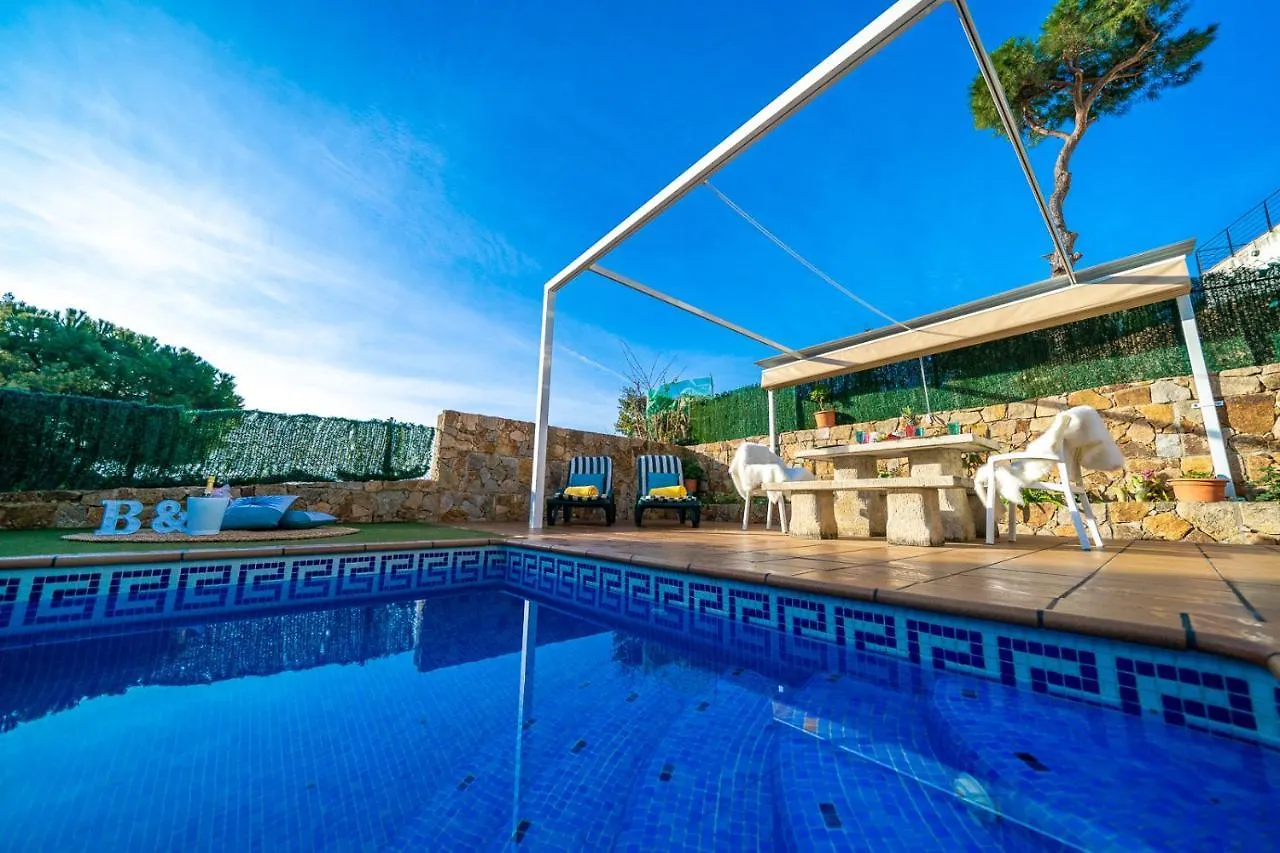 Villa Natura Lux, Piscina Privada Y Zona Exterior 滨海托萨 0*,  西班牙